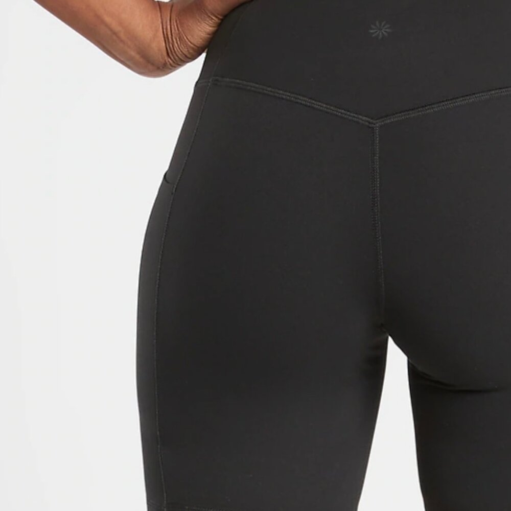 athleta salutation stash pocket ii 7"